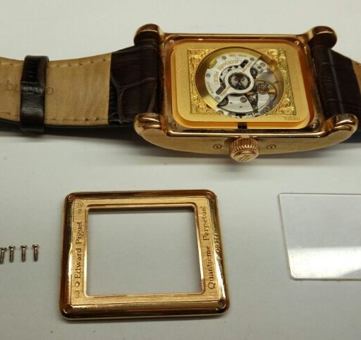 Выпало стекло