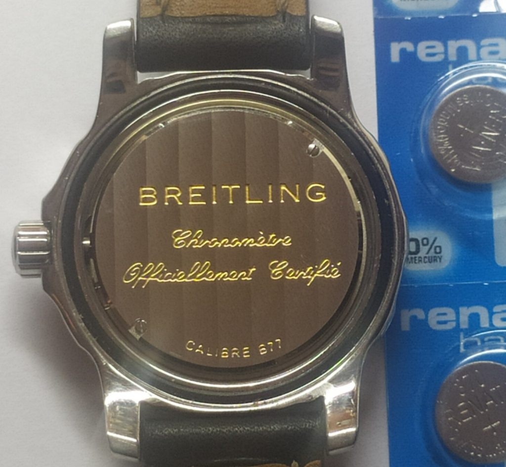 Замена батарейки в часах Breitling