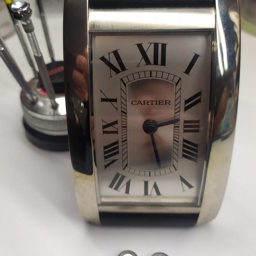 Заміна батарейки в Cartier